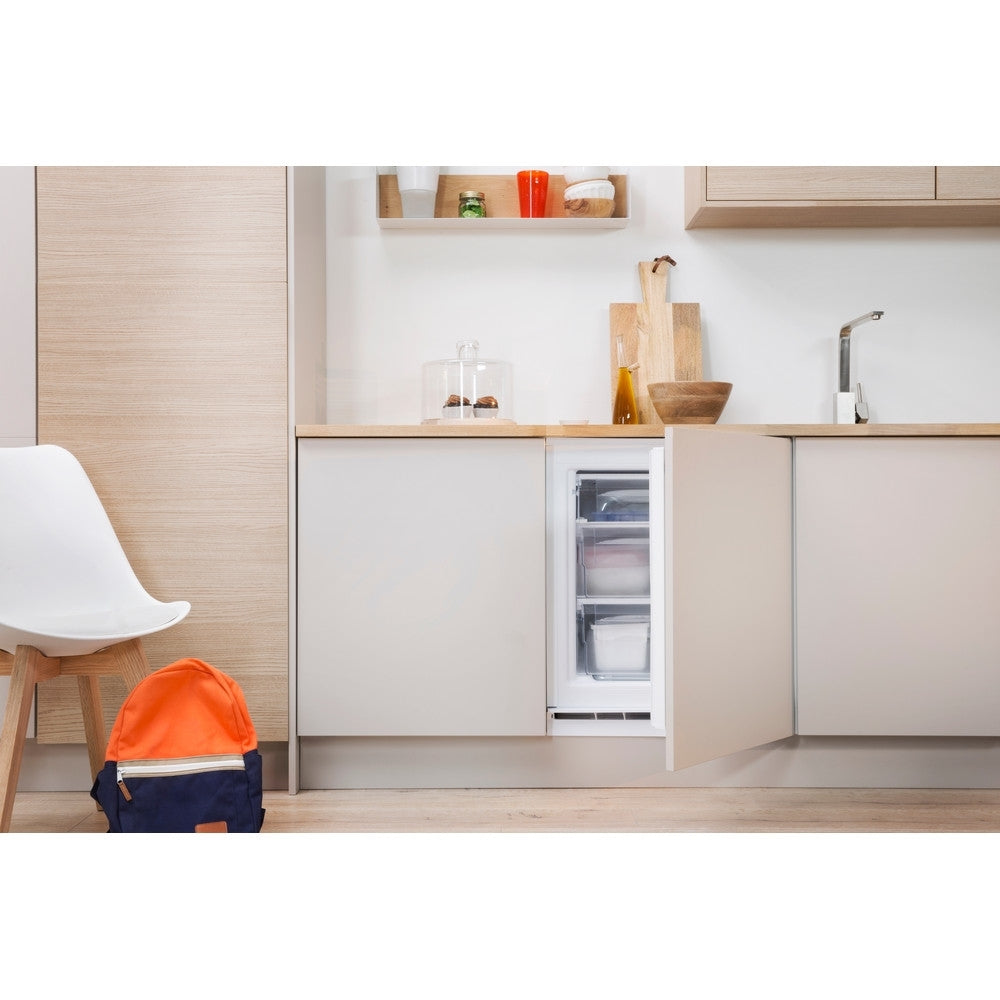 Integrated Under counter Freezer - Indesit IZ A1.UK 1 - London Houseware - 6